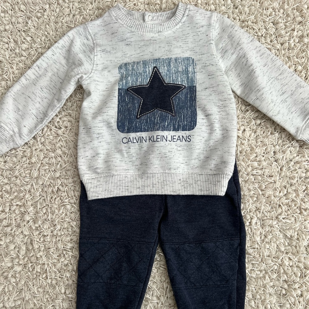 Like new Calvin Klein set for baby, 12 months